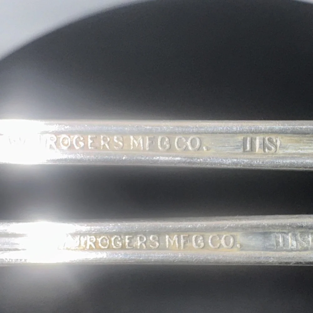 Wm A Rogers A1 Plus Oneida Ltd (VTG 1936)‎ Silverware.